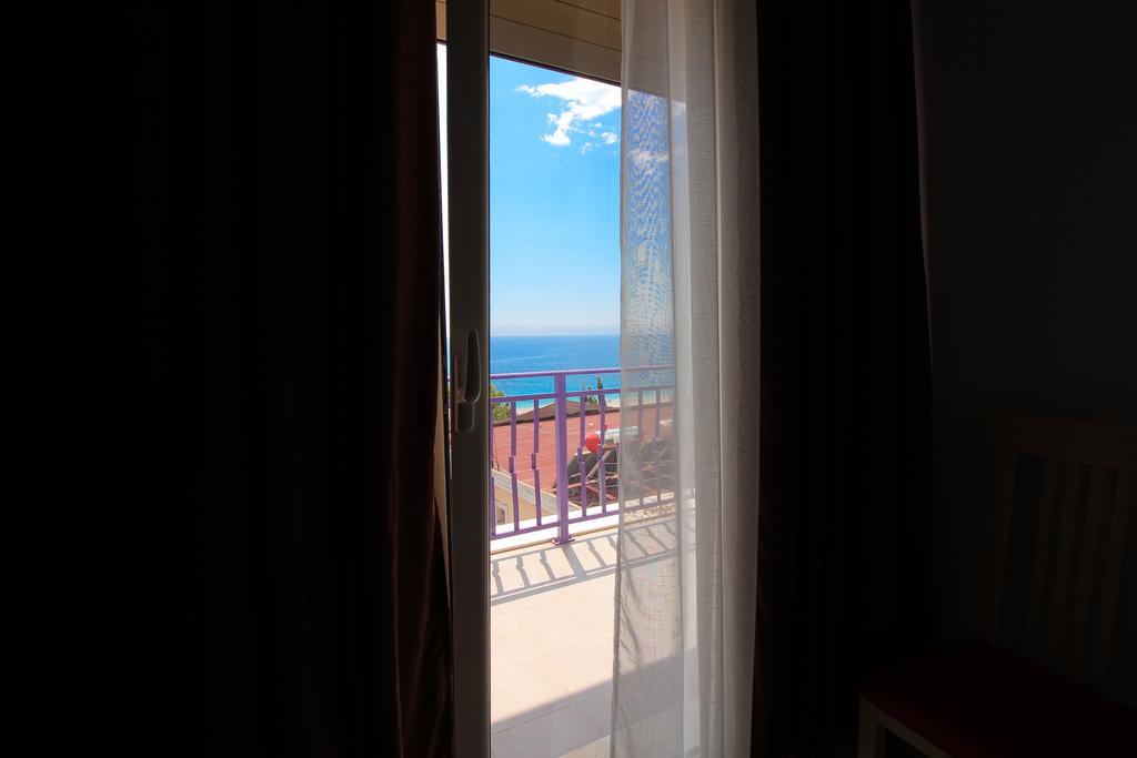Hotel Keisa Dhërmi Exteriér fotografie