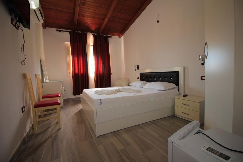 Hotel Keisa Dhërmi Exteriér fotografie