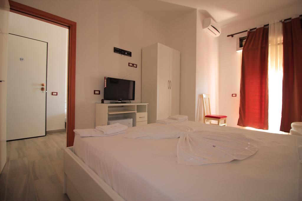 Hotel Keisa Dhërmi Exteriér fotografie